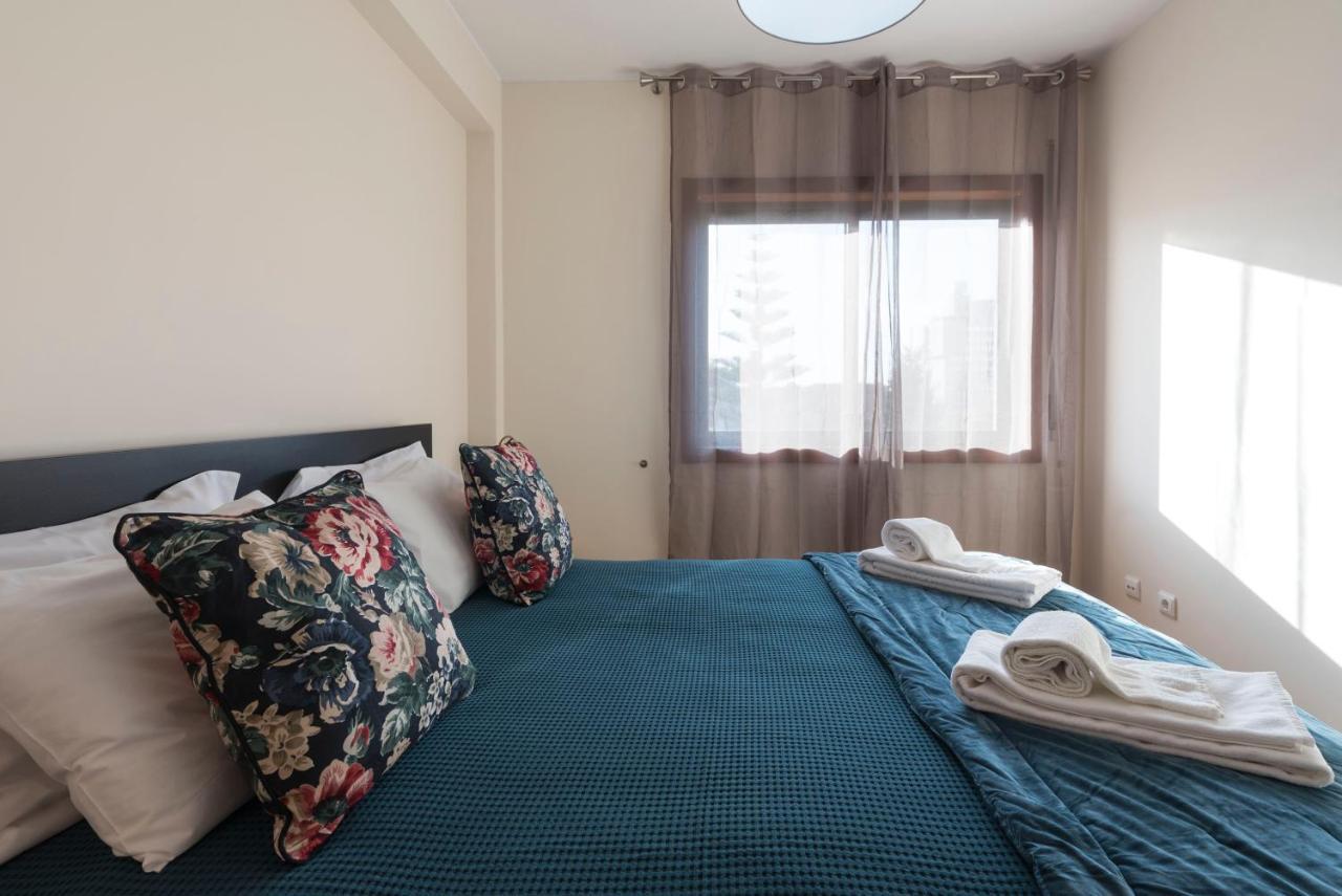 Lovelystay - Homey Feeling Flat W/ Free Parking OOporto Esterno foto