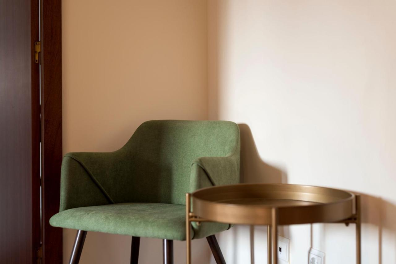 Lovelystay - Homey Feeling Flat W/ Free Parking OOporto Esterno foto