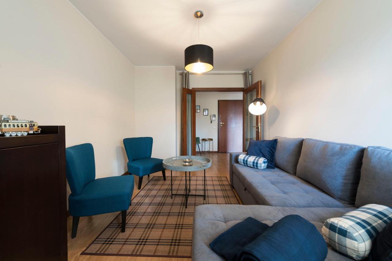 Lovelystay - Homey Feeling Flat W/ Free Parking OOporto Esterno foto